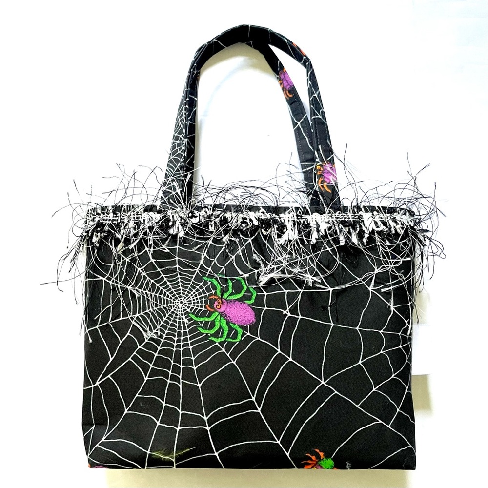 NWOT Boutique Youth Halloween spider web purse bag tote